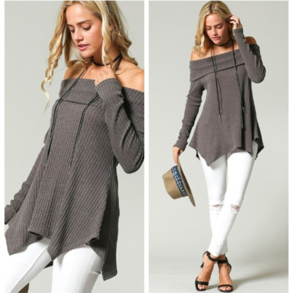 1 S Left Off Shoulder Tunic Top